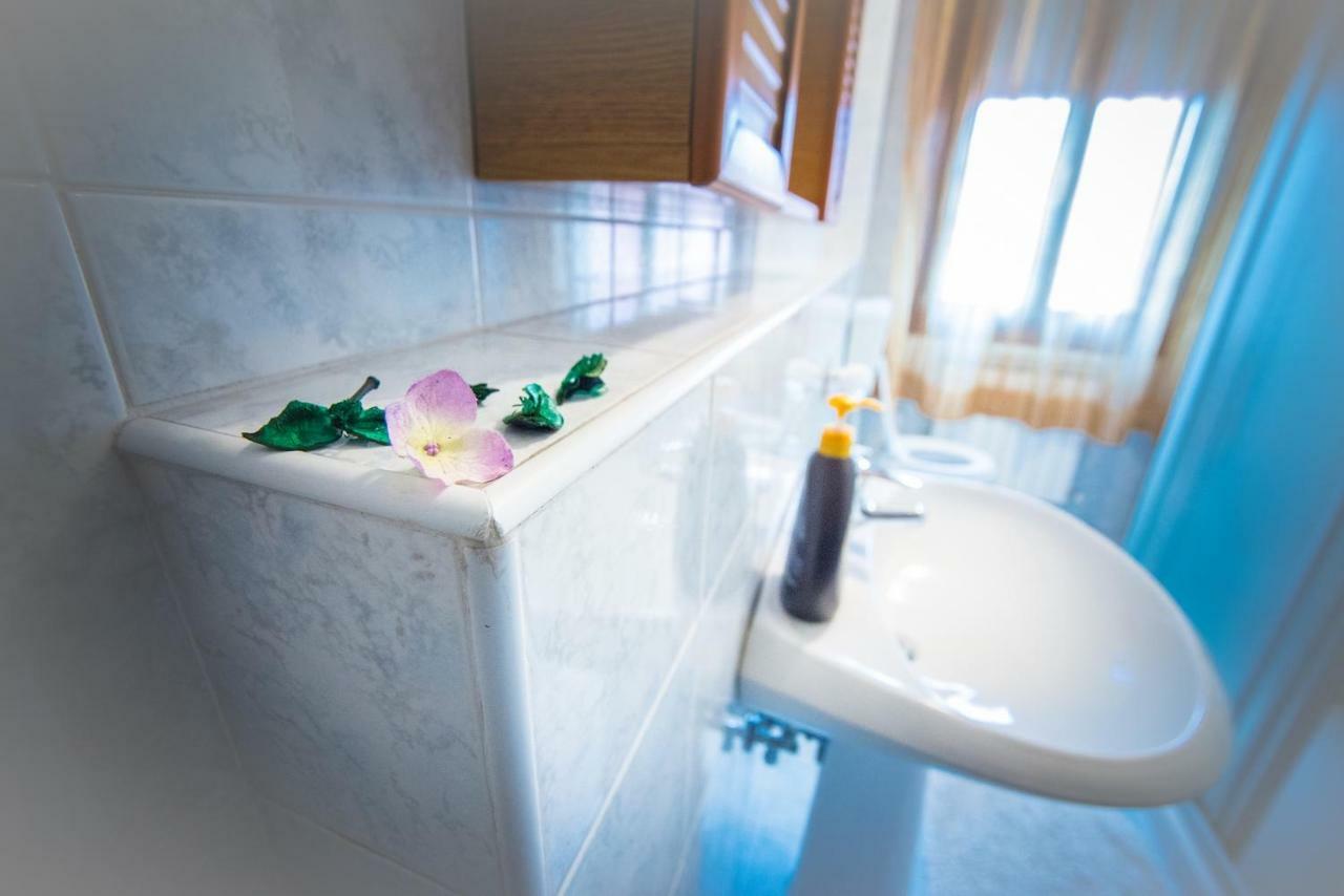 Adria Bella Locazione Turistica Bed and Breakfast Buitenkant foto